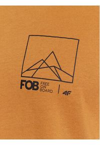 4f - 4F T-Shirt 4FAW23TTSHM0894 Beżowy Regular Fit. Kolor: beżowy. Materiał: bawełna #5