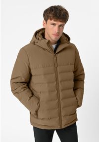 Volcano - Kurtka pikowana J-GAWIR. Okazja: na co dzień. Kolor: beżowy. Materiał: poliester, włókno, materiał. Długość: krótkie. Sezon: zima, jesień. Styl: klasyczny, casual #1