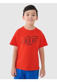 4f - T-shirt z nadrukiem chłopięcy - pomarańczowy. Okazja: na co dzień. Kolor: pomarańczowy. Materiał: bawełna, jersey, dzianina. Długość rękawa: krótki rękaw. Długość: krótkie. Wzór: nadruk. Sezon: lato. Styl: sportowy, casual, klasyczny #1