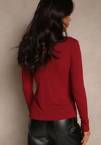 Renee - Bordowa Klasyczna Bluzka Longsleeve z Golfem Raleia. Okazja: na co dzień. Typ kołnierza: golf. Kolor: czerwony. Długość rękawa: długi rękaw. Styl: klasyczny #3