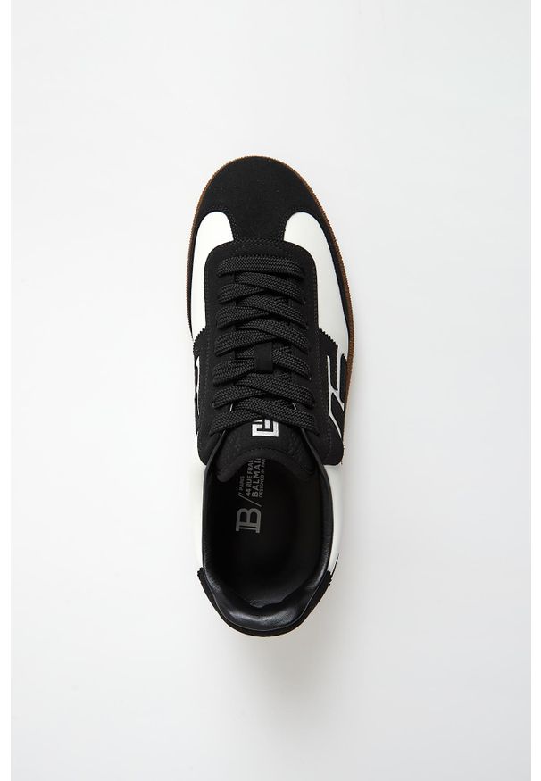 Balmain - Sneakersy męskie skórzane Swan BALMAIN. Materiał: skóra