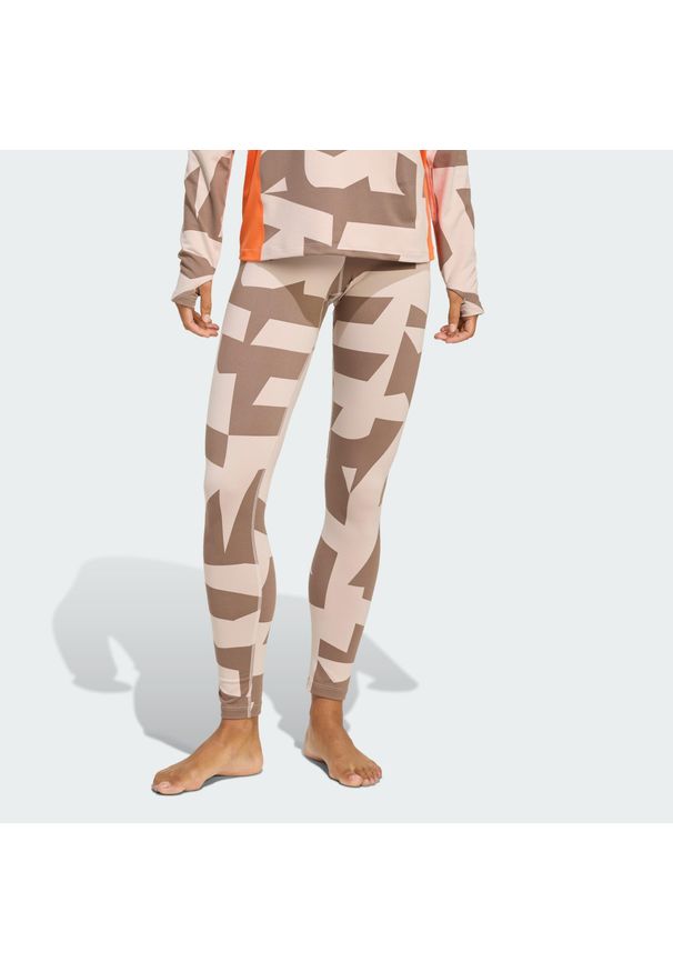 Adidas - Legginsy Multi Synthetic Base Layer. Kolor: beżowy. Technologia: ClimaCool (Adidas). Sezon: lato. Sport: turystyka piesza