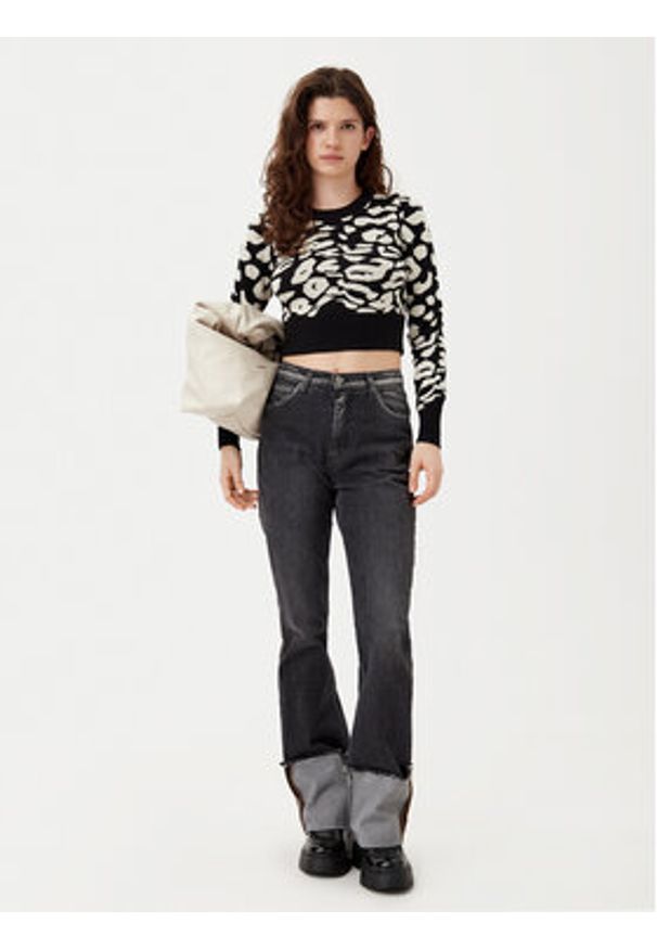 only - ONLY Sweter Lima 15339828 Czarny Cropped Fit. Kolor: czarny. Materiał: syntetyk