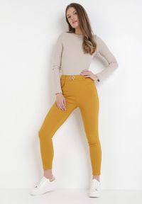Born2be - Żółte Spodnie Laridoe. Kolor: żółty. Materiał: bawełna, tkanina, polar, guma. Wzór: gładki, kolorowy #3