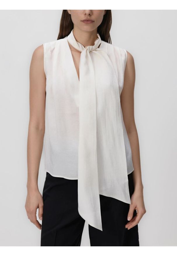 Reserved - Bluzka z szalem - złamana biel. Materiał: tkanina. Wzór: gładki. Styl: klasyczny