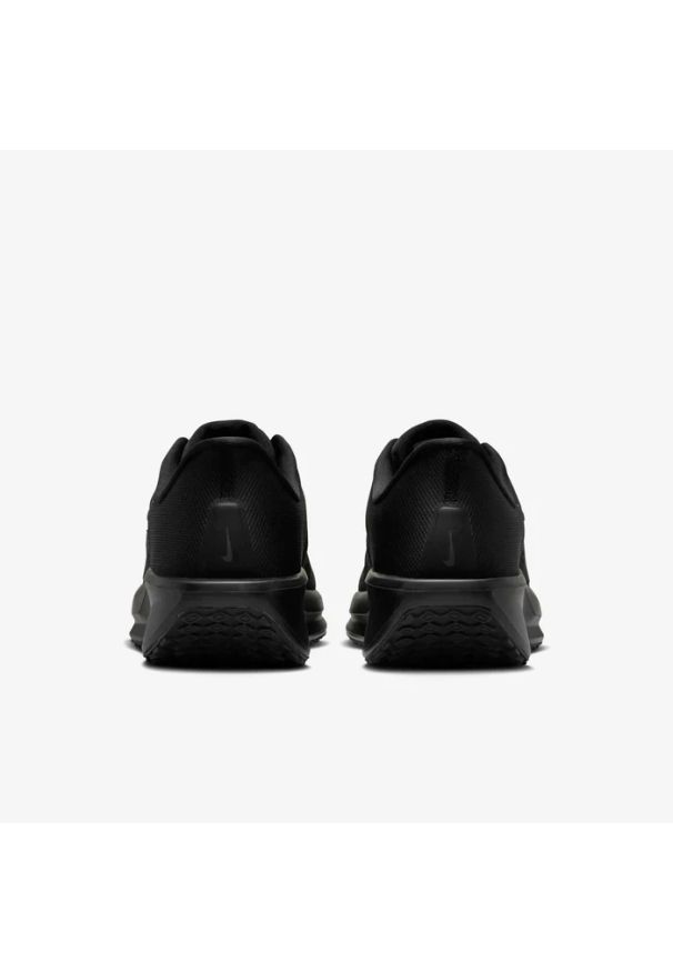 Nike Quest 6 Buty do biegania męskie. Okazja: na co dzień. Kolor: czarny. Materiał: guma. Szerokość cholewki: normalna. Sport: bieganie, fitness