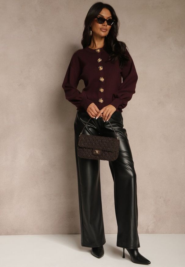 Renee - Bordowy Kardigan z Wiskozą Zdobiony Eleganckimi Napami i Bufiastymi Rękawami Acannte. Kolor: czerwony. Materiał: wiskoza. Wzór: aplikacja. Styl: elegancki