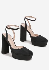 Born2be - Czarne Sandały na Słupku i Platformie z Brokatem Sive. Okazja: na karnawał. Zapięcie: sprzączka. Kolor: czarny. Materiał: materiał. Szerokość cholewki: wąska. Obcas: na platformie #2