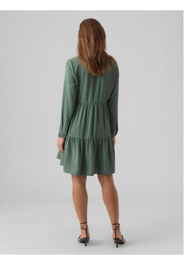 Vero Moda Sukienka codzienna Inge 10293730 Zielony Regular Fit. Okazja: na co dzień. Kolor: zielony. Materiał: syntetyk. Typ sukienki: proste. Styl: casual
