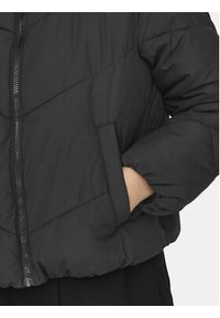 only - ONLY Kurtka zimowa Maggi 15308639 Czarny Regular Fit. Kolor: czarny. Materiał: syntetyk. Sezon: zima #7