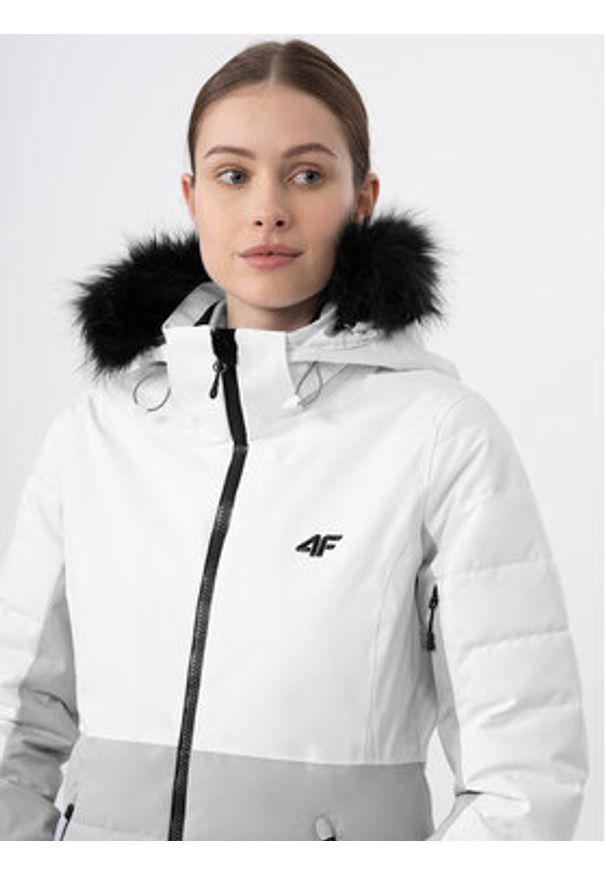 4f - 4F Kurtka narciarska 4FAW23TTJAF337 Szary Slim Fit. Kolor: szary. Materiał: syntetyk. Sport: narciarstwo