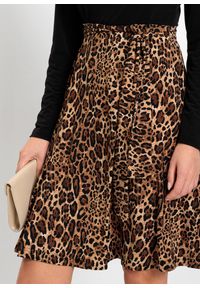 bonprix - Sukienka mini z nadrukiem. Kolor: czarny. Materiał: jersey. Wzór: nadruk. Długość: mini #2