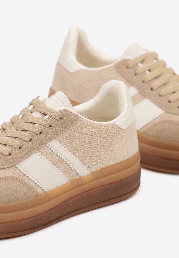Renee - Ciemnobeżowe Sneakersy na Płaskiej Podeszwie z Ozdobnymi Paskami Velali. Nosek buta: okrągły. Zapięcie: pasek. Kolor: beżowy. Obcas: na płaskiej podeszwie. Wysokość obcasa: niski