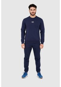 EA7 Emporio Armani - EA7 Granatowa bluza męska z naszywką z logo, Rozmiar XL. Kolor: niebieski. Wzór: aplikacja