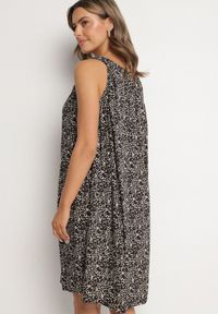 Born2be - Czarna Rozkloszowana Sukienka z Bawełny w Abstrakcyjny Wzór Annivione. Kolor: czarny. Materiał: bawełna. Długość rękawa: na ramiączkach. Styl: elegancki, klasyczny #5