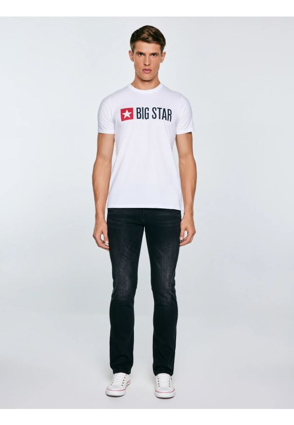 Big-Star - Koszulka męska z logo BIG STAR biała Quado 101. Okazja: na co dzień. Kolor: biały. Materiał: dresówka, denim, dzianina, jeans. Wzór: nadruk. Sezon: wiosna. Styl: klasyczny, casual