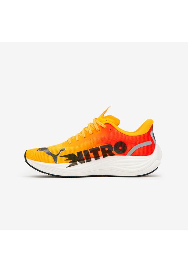 Buty do biegania męskie Puma Velocity Nitro 3. Kolor: czerwony, pomarańczowy, wielokolorowy. Szerokość cholewki: normalna. Sport: bieganie