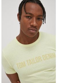 Tom Tailor T-shirt bawełniany z nadrukiem. Okazja: na co dzień. Kolor: żółty. Materiał: bawełna. Wzór: nadruk. Styl: casual