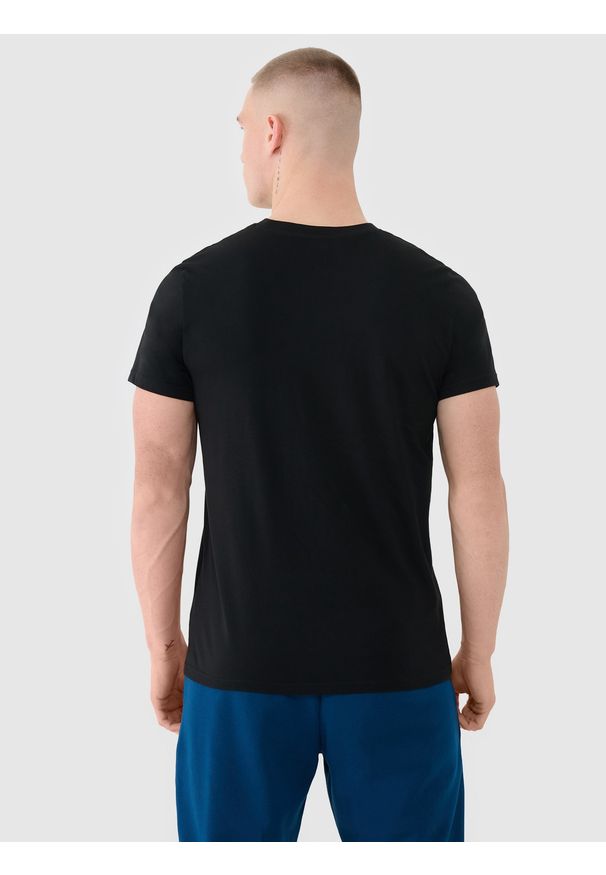 4f - 4F T-shirt regular gładki męski - czarny L. Okazja: na co dzień. Kolor: czarny. Materiał: dzianina, bawełna, jersey. Długość rękawa: krótki rękaw. Długość: krótkie. Wzór: gładki. Styl: klasyczny, sportowy, casual