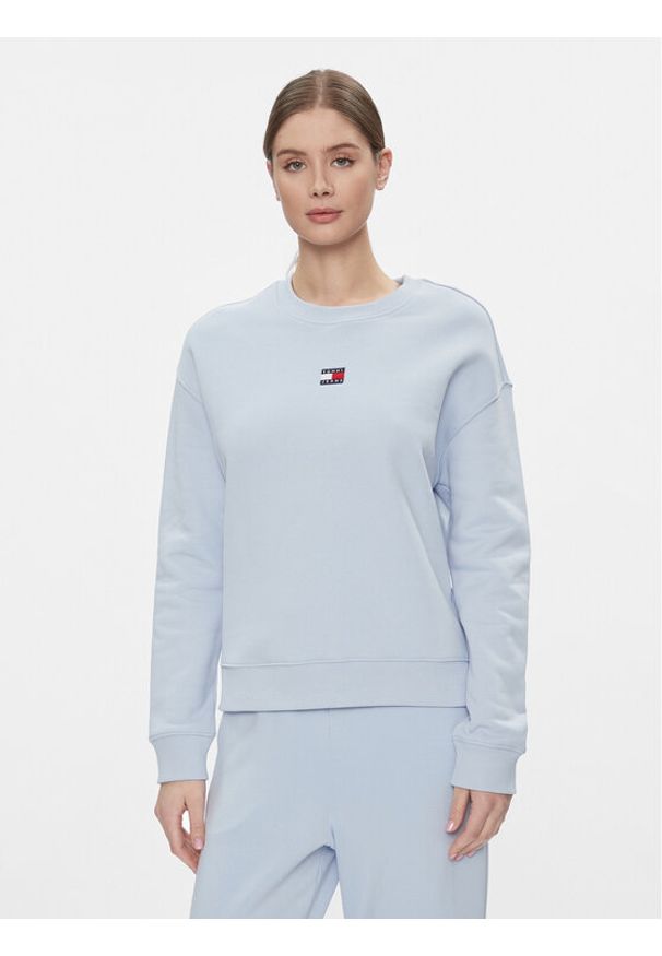 Tommy Jeans Bluza Badge DW0DW17325 Granatowy Boxy Fit. Kolor: niebieski. Materiał: bawełna