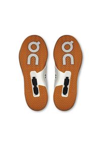 On - ON THE ROGER Clubhouse PRO Ivory | Flame Sneakersy męskie. Okazja: na co dzień. Kolor: biały. Materiał: materiał. Sport: tenis #5