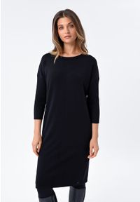 Volcano - Dzianinowa sukienka oversize G-PEARL. Okazja: na co dzień. Materiał: dzianina. Długość rękawa: długi rękaw. Wzór: gładki. Sezon: jesień. Typ sukienki: oversize. Styl: casual, elegancki #1