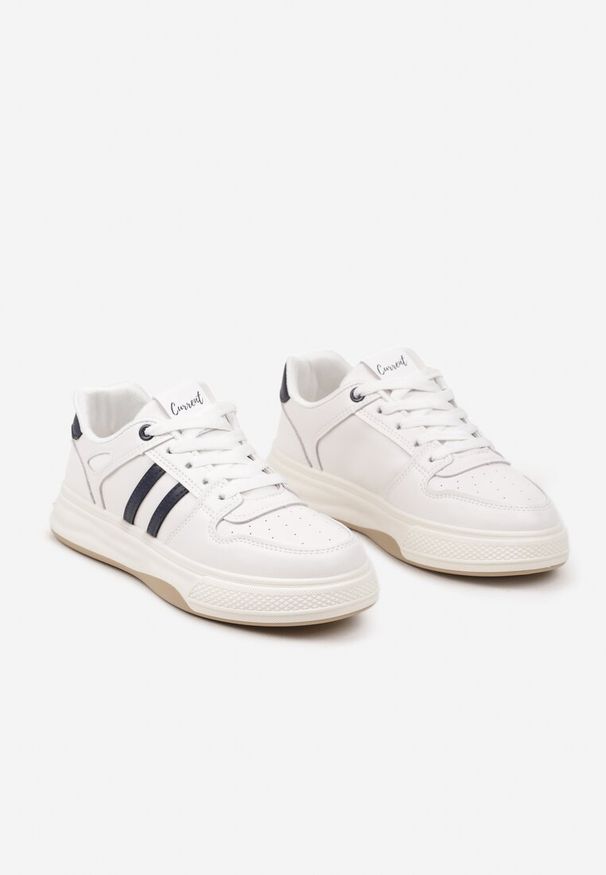 Born2be - Biało-Niebieskie Sneakersy na Płaskiej Podeszwie Ozdobione Paskami Noraria. Okazja: na co dzień. Zapięcie: pasek. Kolor: biały. Wzór: aplikacja. Obcas: na płaskiej podeszwie. Wysokość obcasa: niski