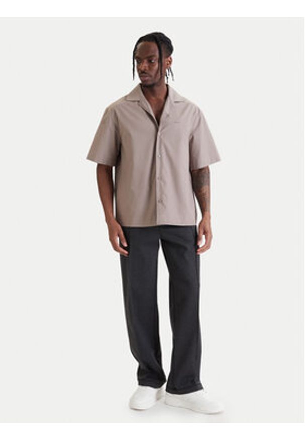 Hugo - HUGO Koszula Espino 50560580 Beżowy Oversize. Kolor: beżowy. Materiał: bawełna