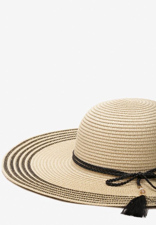 Renee - Beżowy Kapelusz z Chwostami i Koralikami z Szerokim Rondem Vadala. Kolor: beżowy. Materiał: len, materiał. Sezon: lato. Styl: boho, elegancki