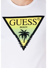 Guess - GUESS Biały t-shirt męski z logo z palmą. Kolor: biały. Wzór: nadruk #2