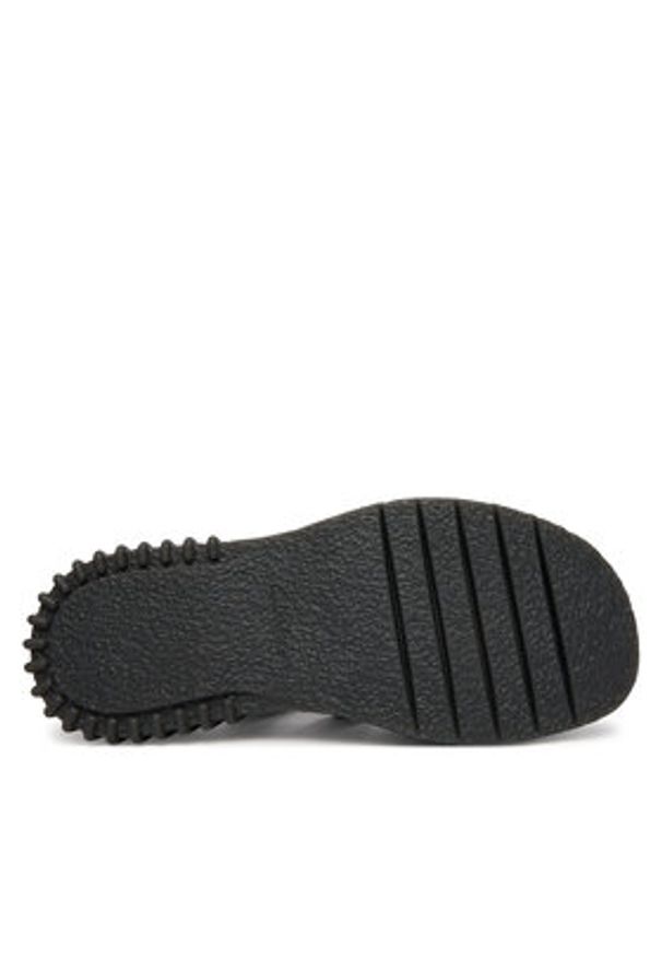 Clarks Sandały Evamar Strap 26185888 Czarny. Kolor: czarny. Materiał: skóra
