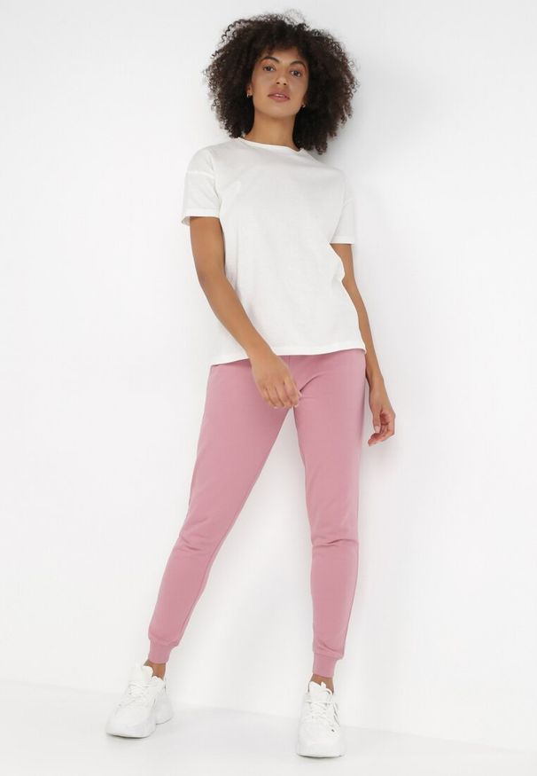 Born2be - Różowe Spodnie Laodite. Stan: podwyższony. Kolor: różowy. Materiał: dresówka, bawełna. Długość: długie. Styl: klasyczny