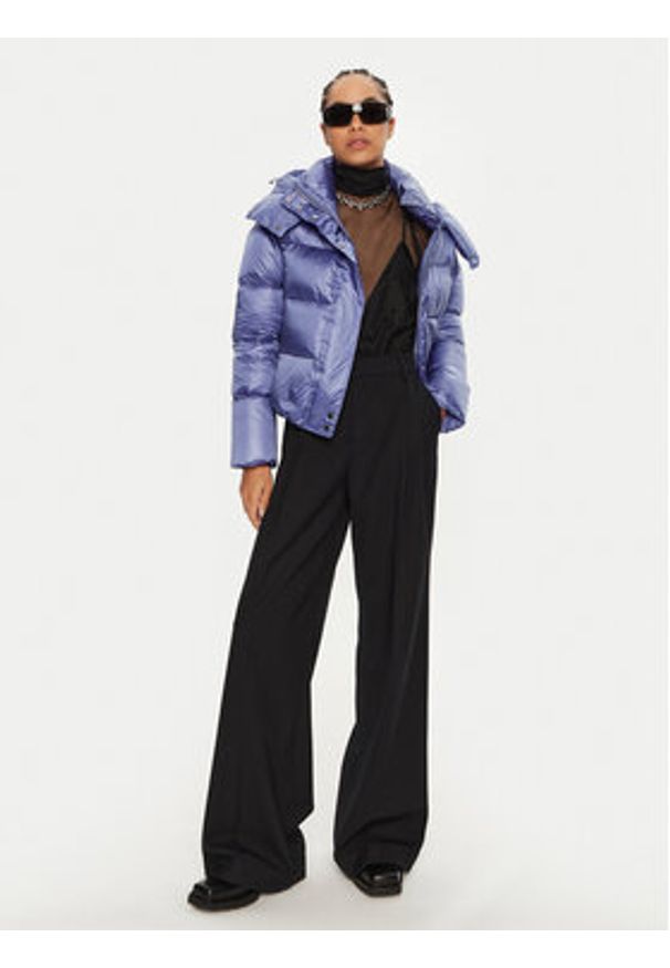 Patrizia Pepe Kurtka puchowa 2O0050 A9M0 Fioletowy Regular Fit. Kolor: fioletowy. Materiał: syntetyk