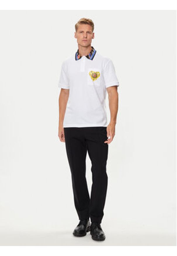 Versace Jeans Couture Polo 76GAGT11 Biały Regular Fit. Typ kołnierza: polo. Kolor: biały. Materiał: bawełna