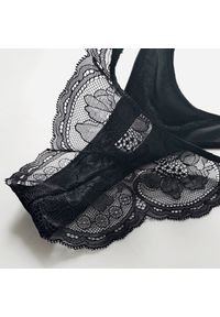 Intica - Bikini koronkowe z elastycznym wykończeniem czarne Barteldina. Kolor: czarny. Materiał: koronka. Wzór: koronka #2