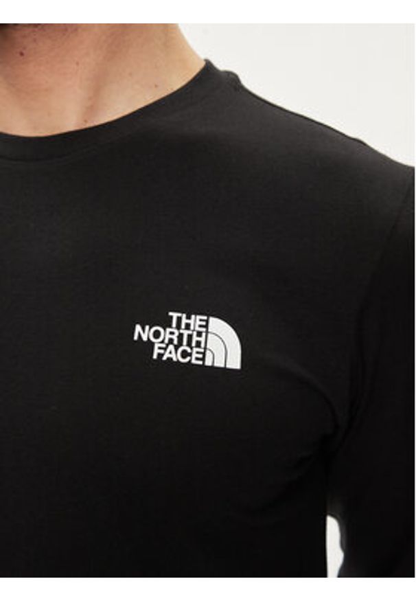 The North Face Longsleeve Redbox NF0A87NN Czarny Regular Fit. Kolor: czarny. Materiał: bawełna. Długość rękawa: długi rękaw