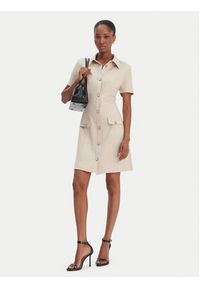 Guess Sukienka codzienna W6RK34 KCMU2 Beżowy Classic Fit. Okazja: na co dzień. Kolor: beżowy. Materiał: wiskoza. Typ sukienki: proste. Styl: casual #2