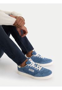 Guess Jeans Sneakersy EO-LUNARI-02 WE Niebieski. Kolor: niebieski. Materiał: skóra, zamsz #1