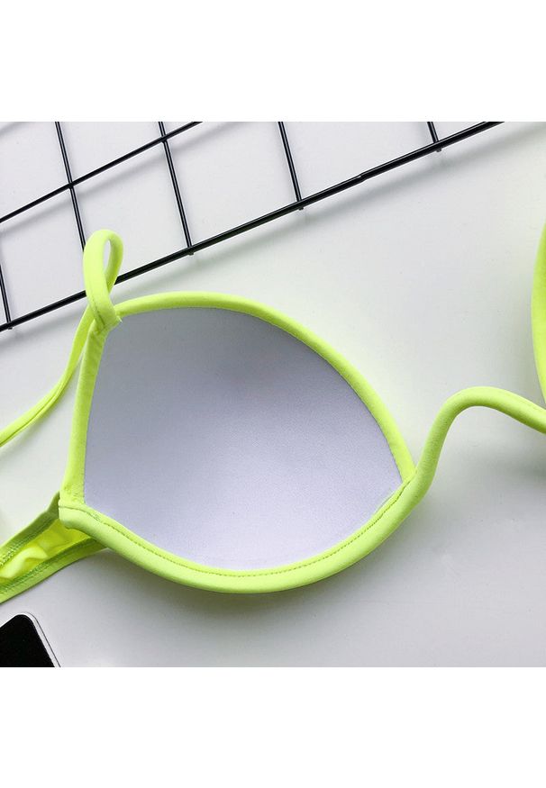 Intica - Strój kąpielowy z usztywnianym topem klasyczny fason odporny na słońce Adalmiina. Kolor: biały. Materiał: materiał