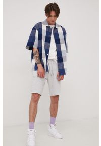 Levi's® - Levi's koszula bawełniana męska relaxed. Okazja: na spotkanie biznesowe. Kolor: niebieski. Materiał: bawełna. Długość rękawa: krótki rękaw. Długość: krótkie. Styl: biznesowy #5