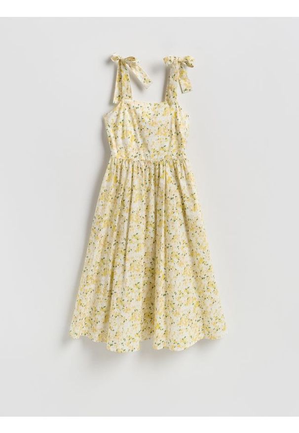 Reserved - Sukienka midi w kwiaty - jasnożółty. Kolor: żółty. Materiał: bawełna. Wzór: kwiaty. Długość: midi