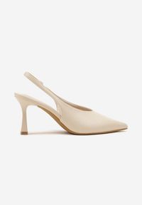 Renee - Beżowe Sandały Vices na Szpilce Slingback Ozdobione Nitami Kolliva. Okazja: na co dzień, na spotkanie biznesowe. Kolor: beżowy. Wzór: aplikacja. Obcas: na szpilce. Styl: biznesowy, klasyczny, elegancki, casual #5