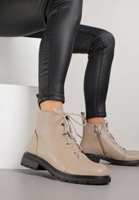 Born2be - Beżowe Botki Trzewiki ze Skóry Naturalnej Lilidessa. Okazja: na co dzień. Kolor: beżowy. Materiał: skóra. Styl: elegancki, casual, klasyczny