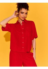 Sinsay - Wiskozowa koszula z krótkim rękawem z domieszką lnu - pomarańczowy. Kolor: pomarańczowy. Materiał: wiskoza, len. Długość rękawa: krótki rękaw. Długość: krótkie