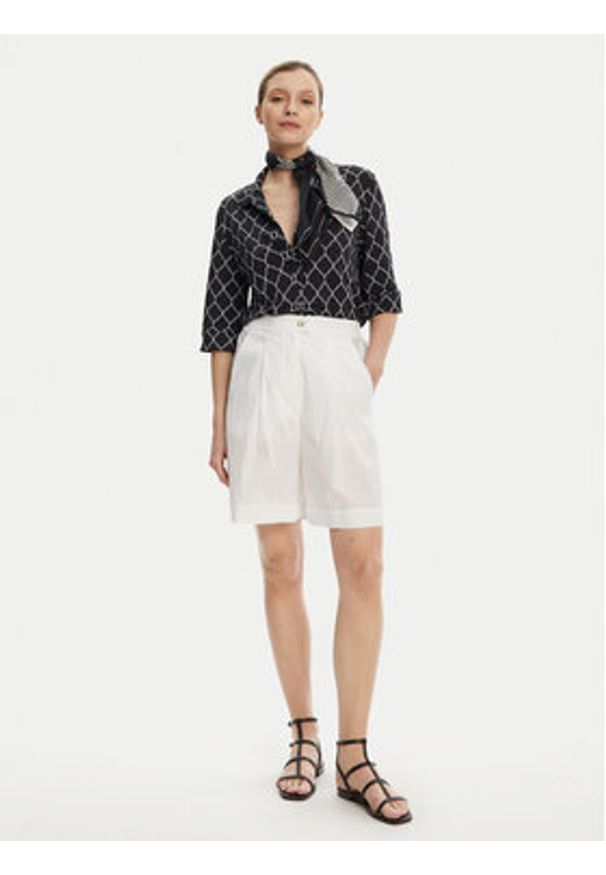 Max Mara Beachwear Bermudy Sultano 2516141019 Biały Relaxed Fit. Kolor: biały. Materiał: bawełna