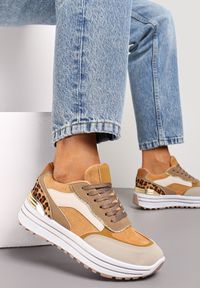 Renee - Brązowe Sneakersy na Wysokiej Podeszwie z Błyszczącymi Wstawkami Lovana. Kolor: brązowy. Obcas: na platformie #1