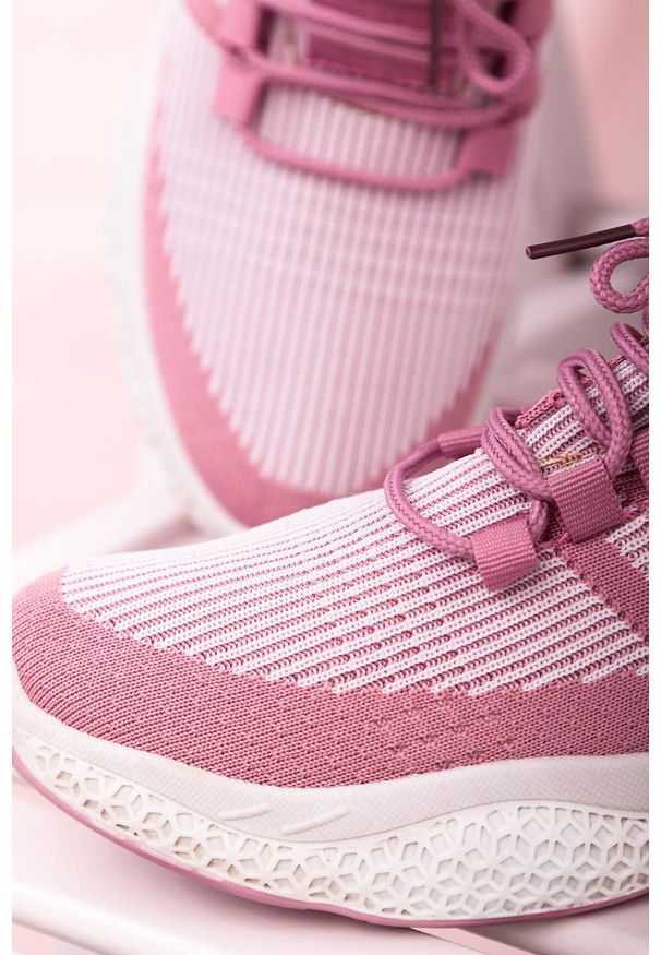 Casu - Różowe buty sportowe sznurowane casu 204/44p. Kolor: różowy