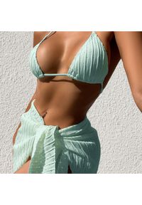 Intica - Bikini wiązane na szyi z elastyczną spódnicą plażową Erietta. Kolor: różowy. Materiał: materiał #3