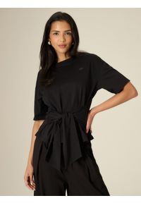 4f - 4F T-shirt regular z wiązaniem damski - czarny L. Okazja: na co dzień. Kolor: czarny. Materiał: dzianina, bawełna. Styl: casual, klasyczny #1