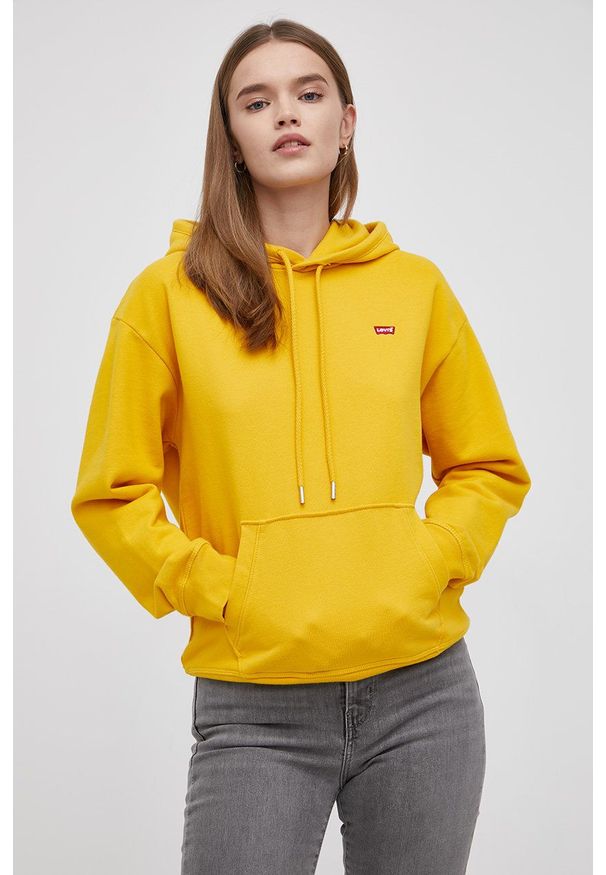 Levi's® - Levi's Bluza bawełniana damska kolor żółty z kapturem gładka. Okazja: na spotkanie biznesowe, na co dzień. Typ kołnierza: kaptur. Kolor: żółty. Materiał: bawełna. Długość rękawa: długi rękaw. Długość: długie. Wzór: gładki, aplikacja. Styl: casual, biznesowy